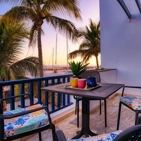 Calle Teide 13 卡列罗港